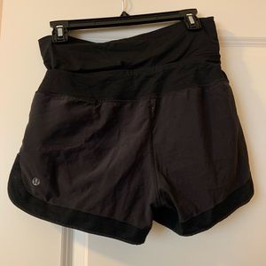 Lululemon high waisted shorts size 6